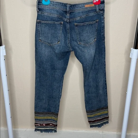 Pilcro Denim Jeans with Embroidered Detail - Picture 5 of 8